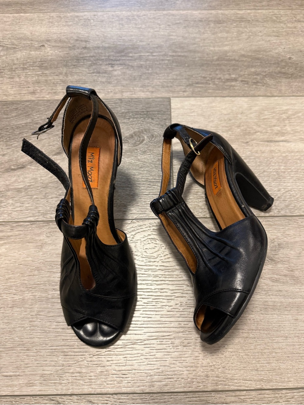Miz Mooz Salima PeepToe Heels black size 6